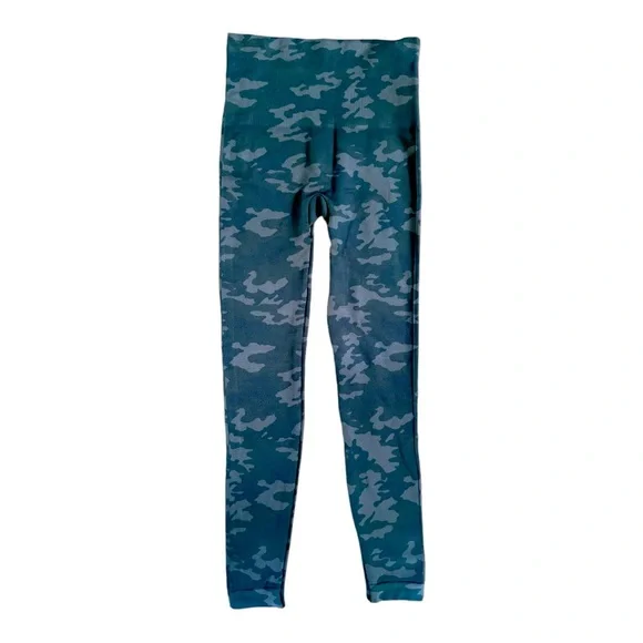 NWT Spanx Camo Leggings - Picture 3 of 8